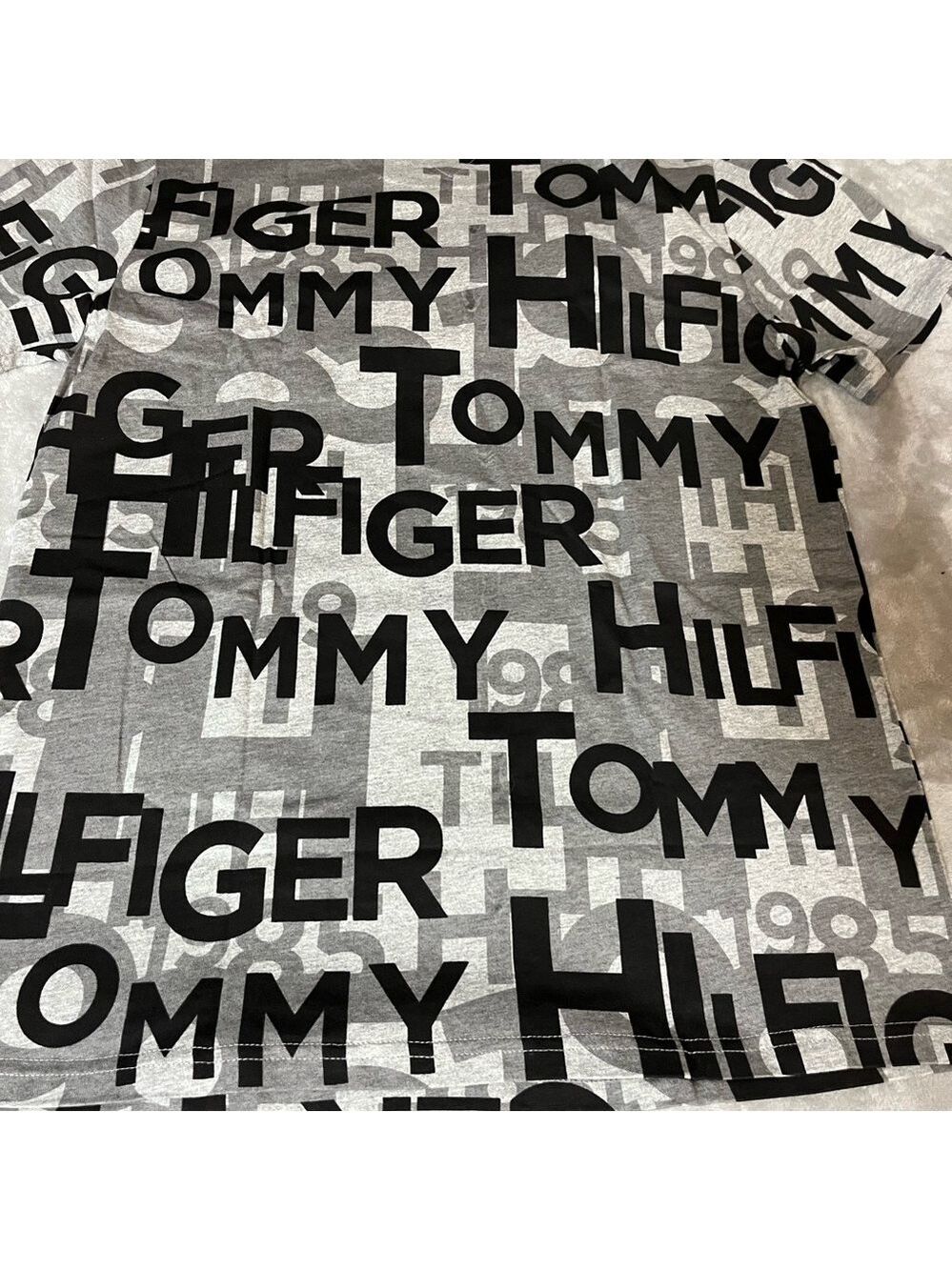 Tommy Hilfiger Cleveland Browns T Shirt - Picture 3 of 4